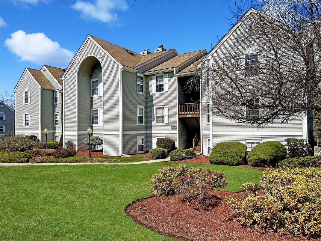 Backyard, Exterior, Facade, Queen Anne Victorian