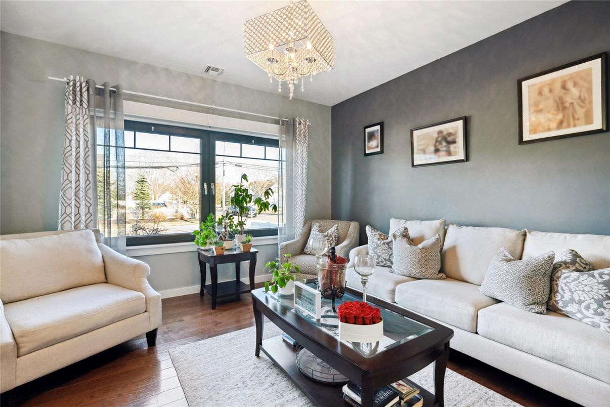 Chandelier, Interior, Living room, Wood Texture Flooring