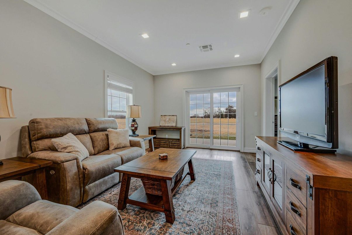Interior, Living room, Recessed Lighting, Wood Texture Flooring