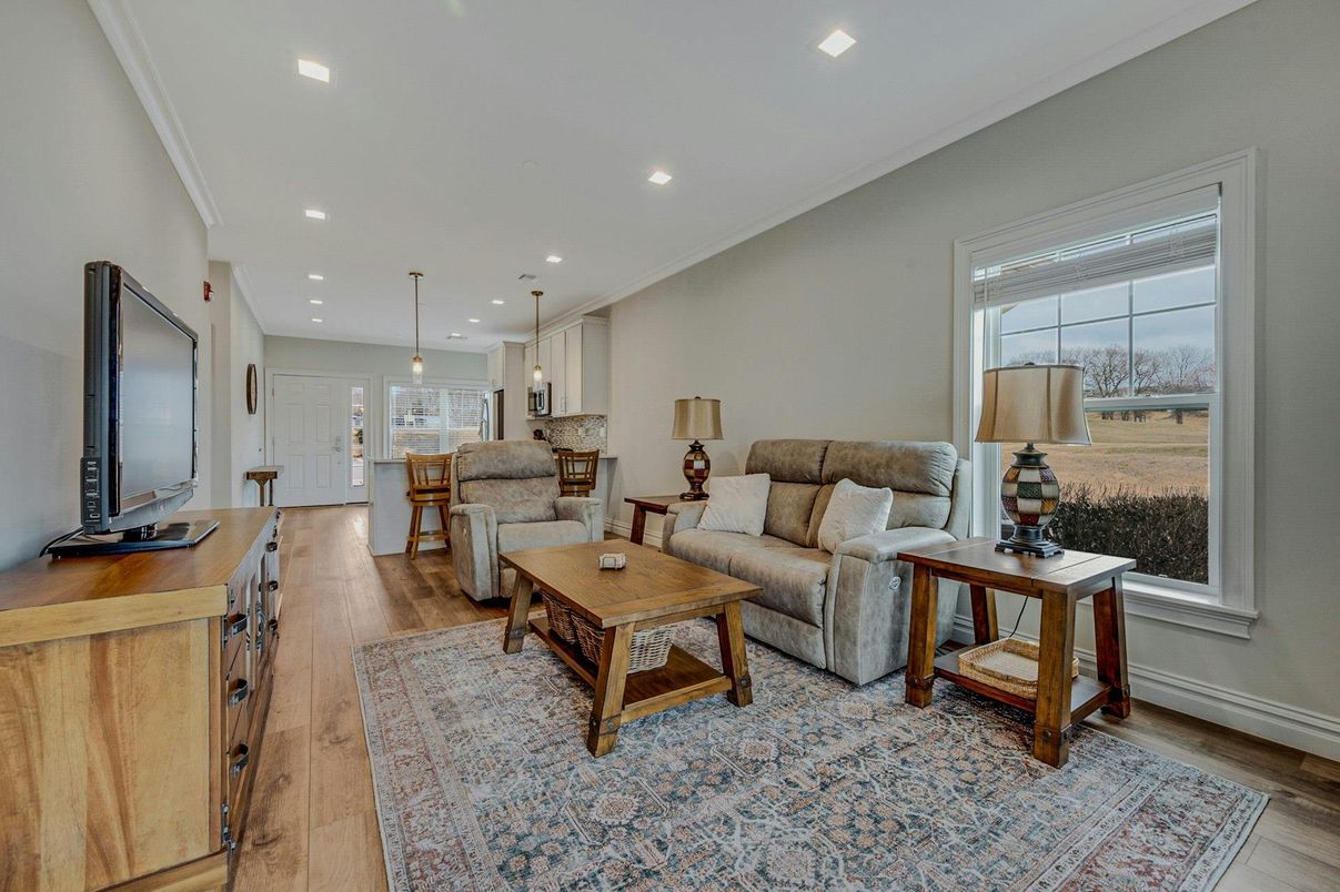 Interior, Living room, Pendant Lights, Recessed Lighting, Wood Texture Flooring