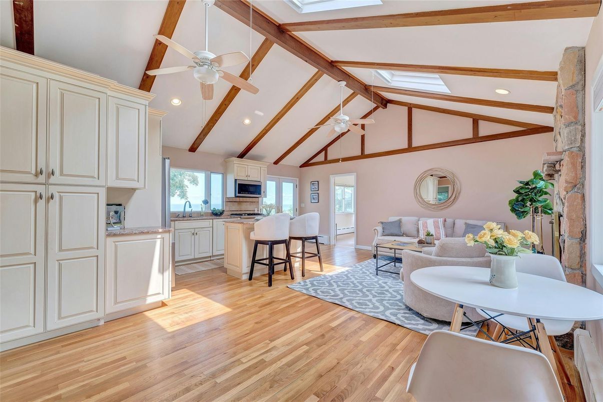 Interior, Kitchen, Living room, Recessed Lighting, Wooden Beams, Wood Texture Flooring