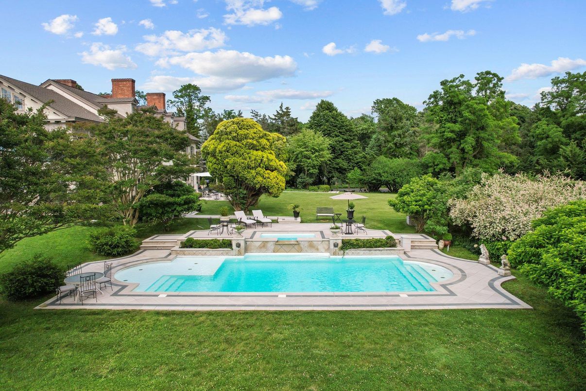Backyard, Exterior, Pool