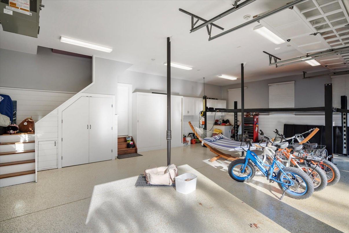 Garage, Interior, Recessed Lighting