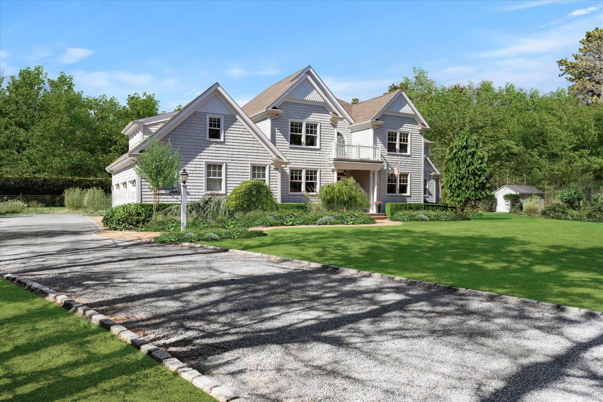 Backyard, Exterior, Facade, Farmhouse