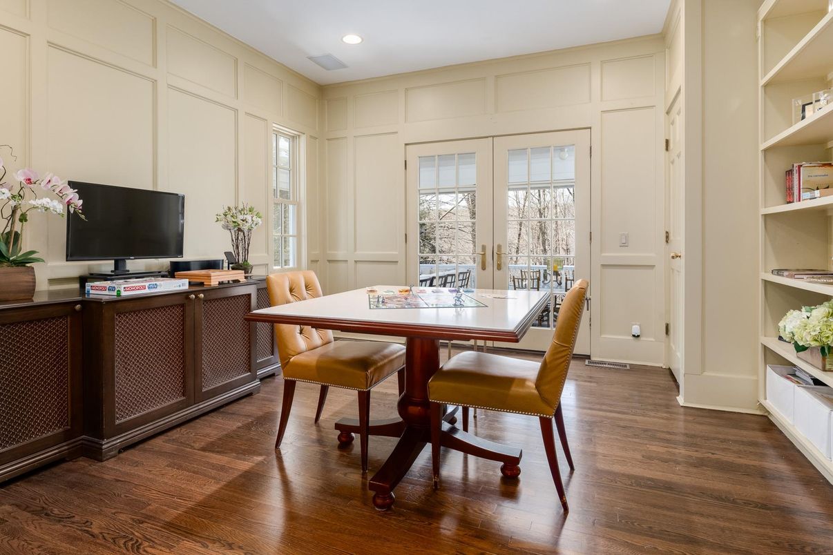 Dining room, Interior, Recessed Lighting, Wood Texture Flooring
