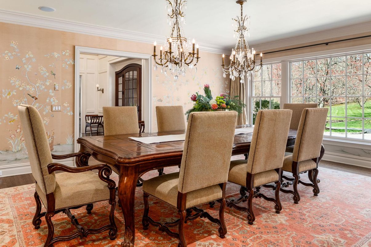 Chandelier, Dining room, Interior