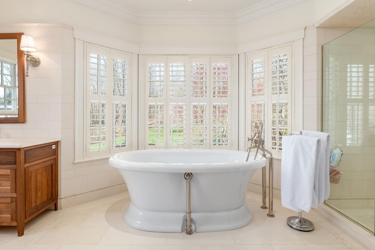 Bathroom, Free Standing Baths, Glass Shower, Interior, Recessed Lighting