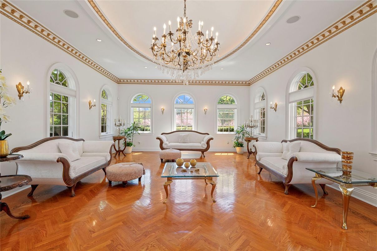 Chandelier, Interior, Living room, Recessed Lighting, Wood Texture Flooring