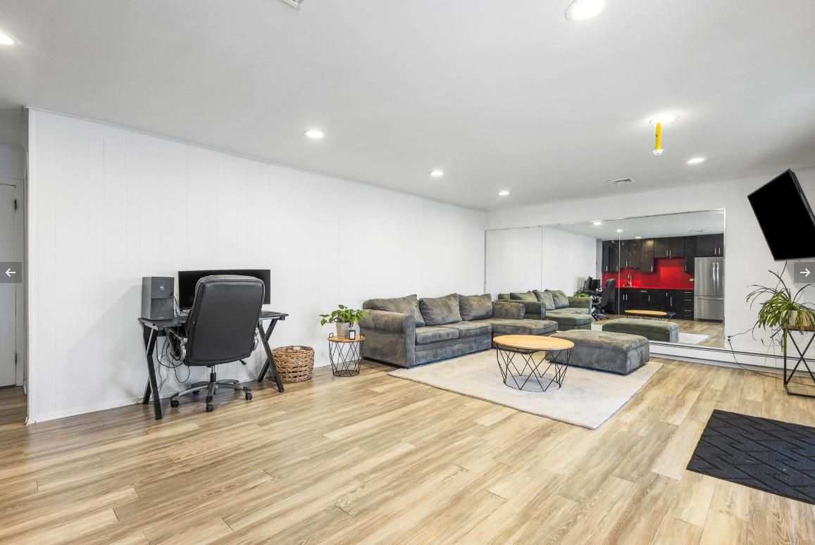 Home Office, Interior, Living room, Recessed Lighting, Wood Texture Flooring