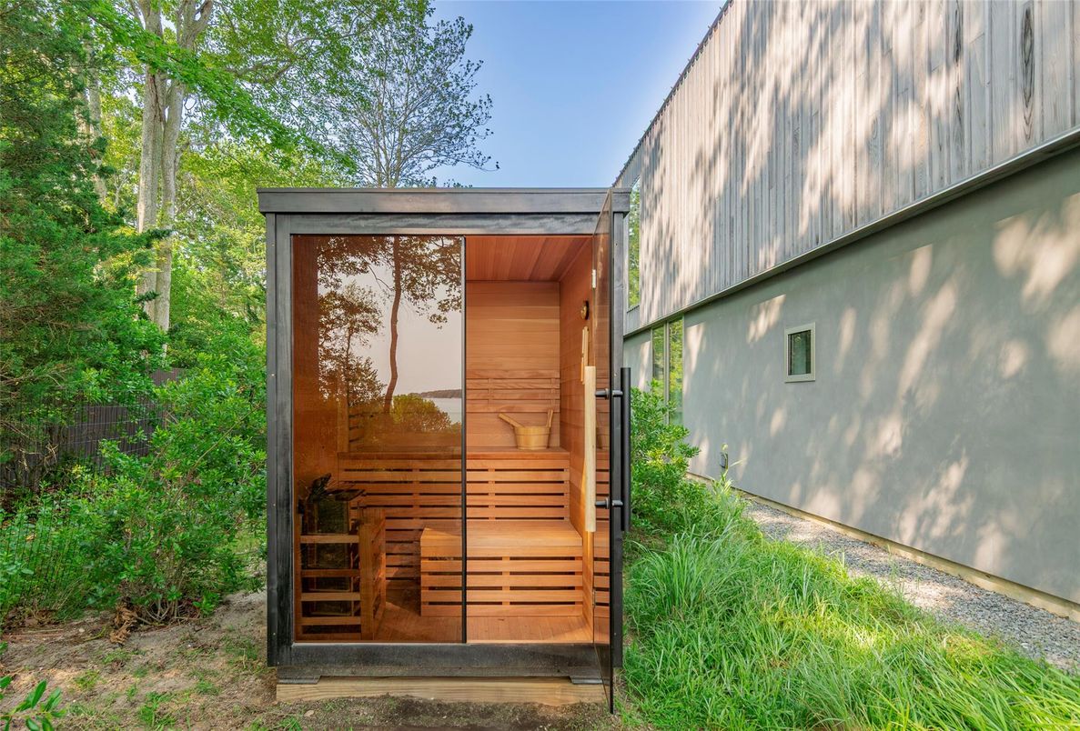 Exterior, Sauna Room