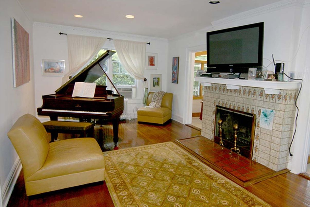 Fireplace, Interior, Piano, Recessed Lighting, Wood Texture Flooring
