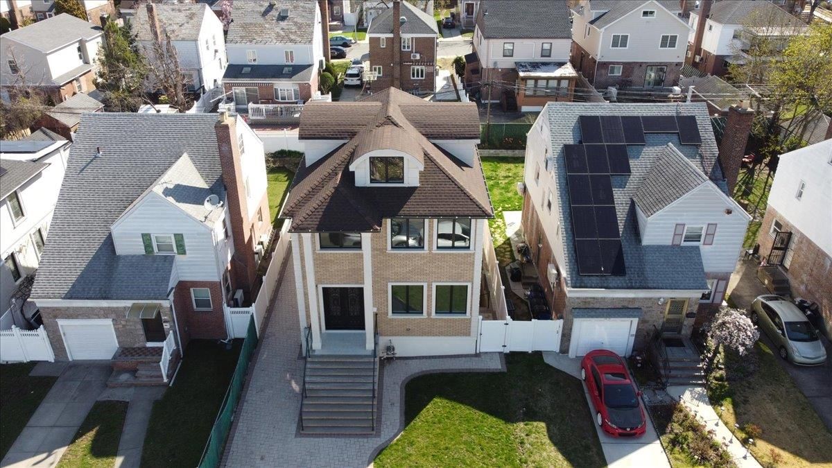 Exterior, Drone