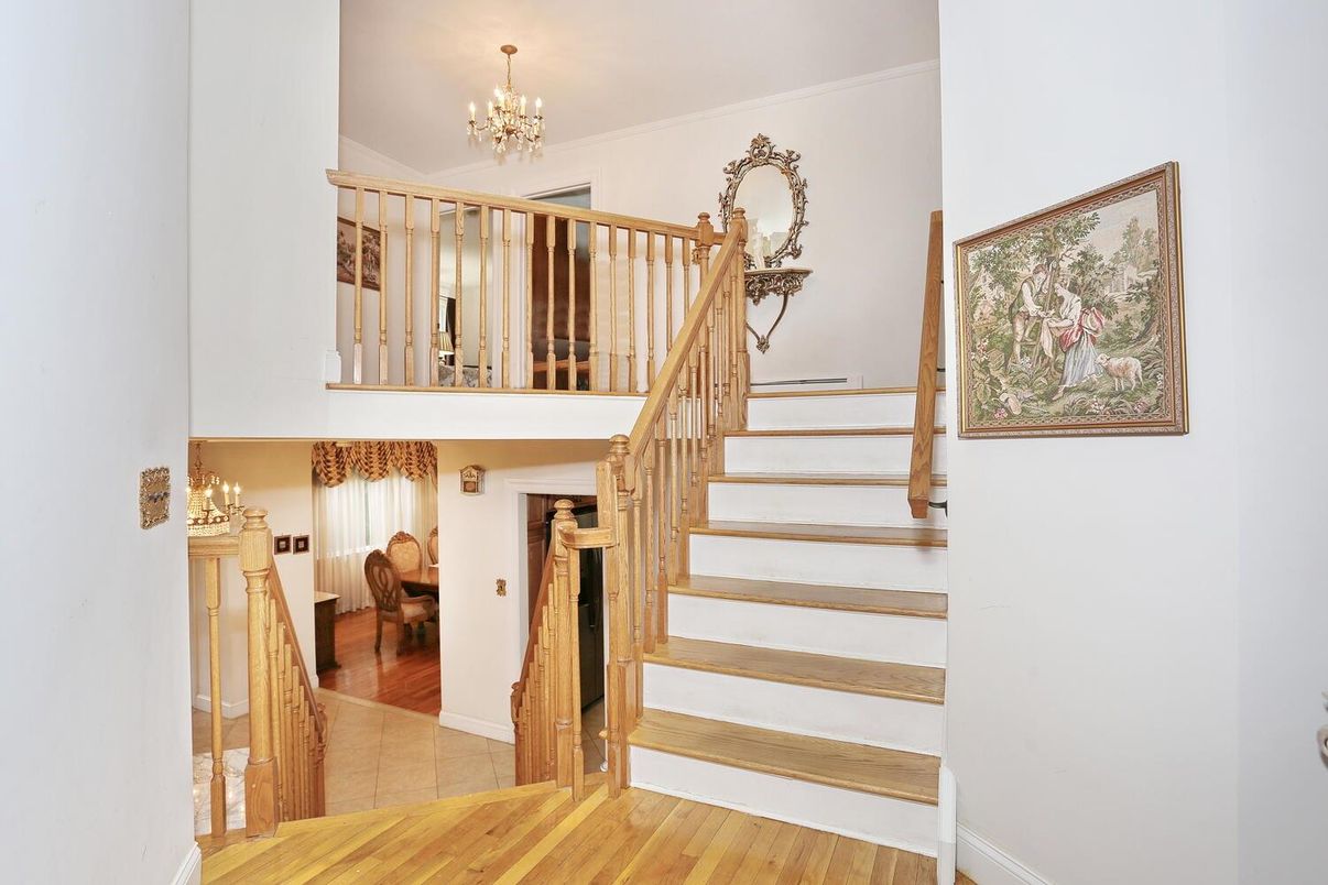 Chandelier, Interior, Wood Texture Flooring