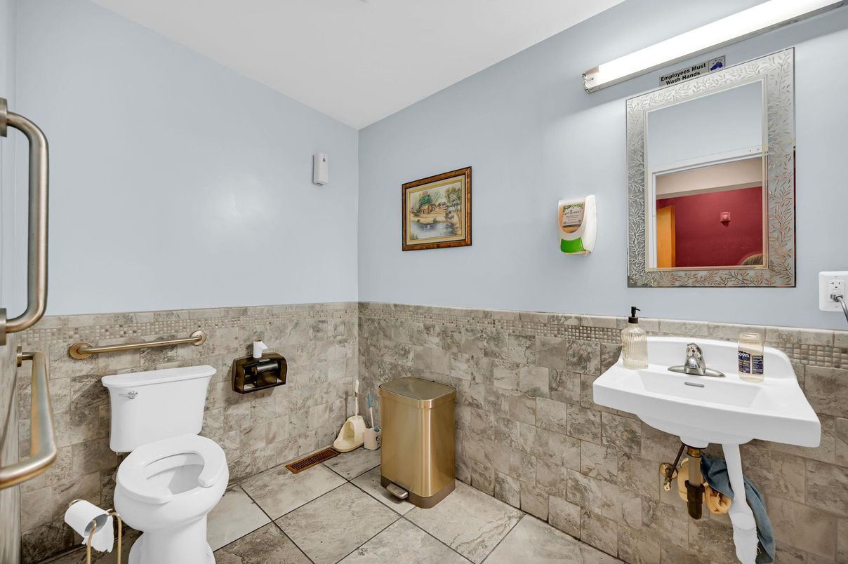 Bathroom, Interior
