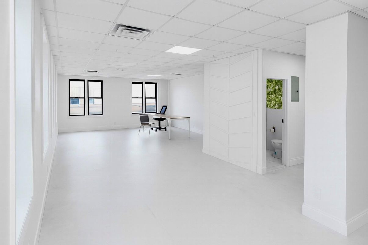 Bathroom, Dining room, Interior, Recessed Lighting