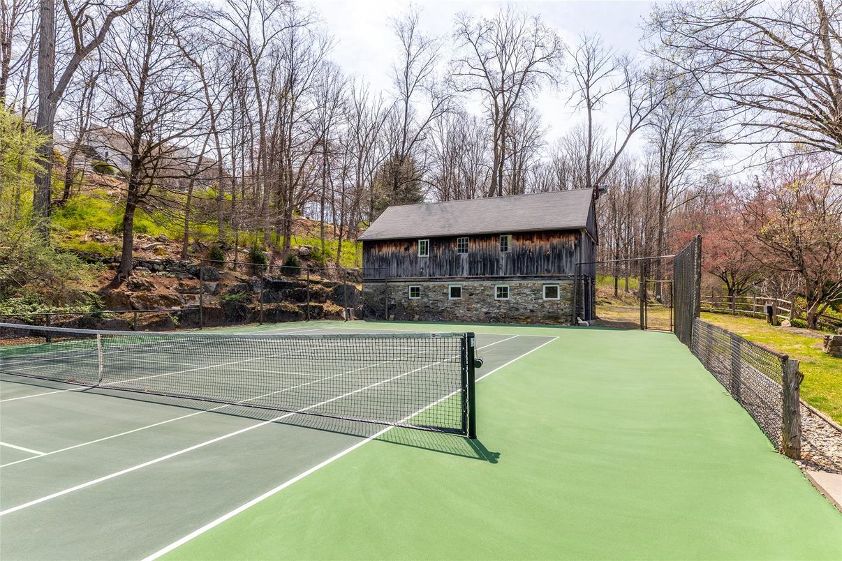 Exterior, Tennis Courts