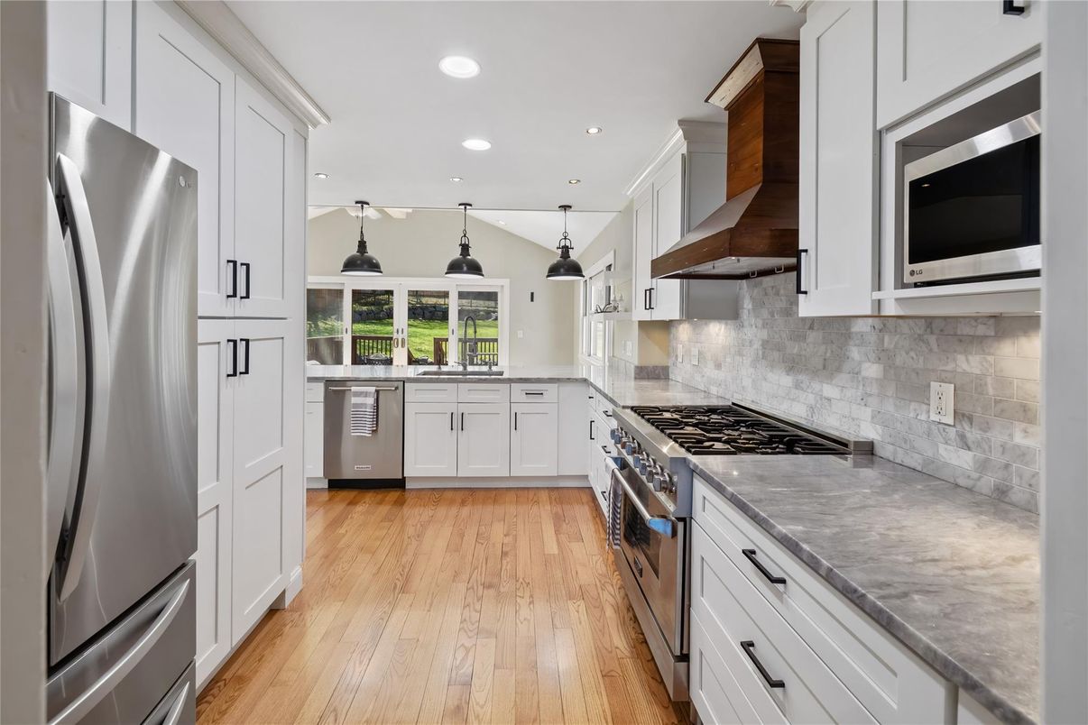 Interior, Kitchen, Pendant Lights, Recessed Lighting, Stainless Steel Appliances, Wood Texture Flooring