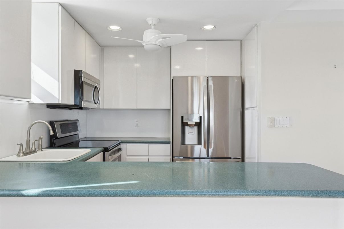 Interior, Kitchen, Recessed Lighting