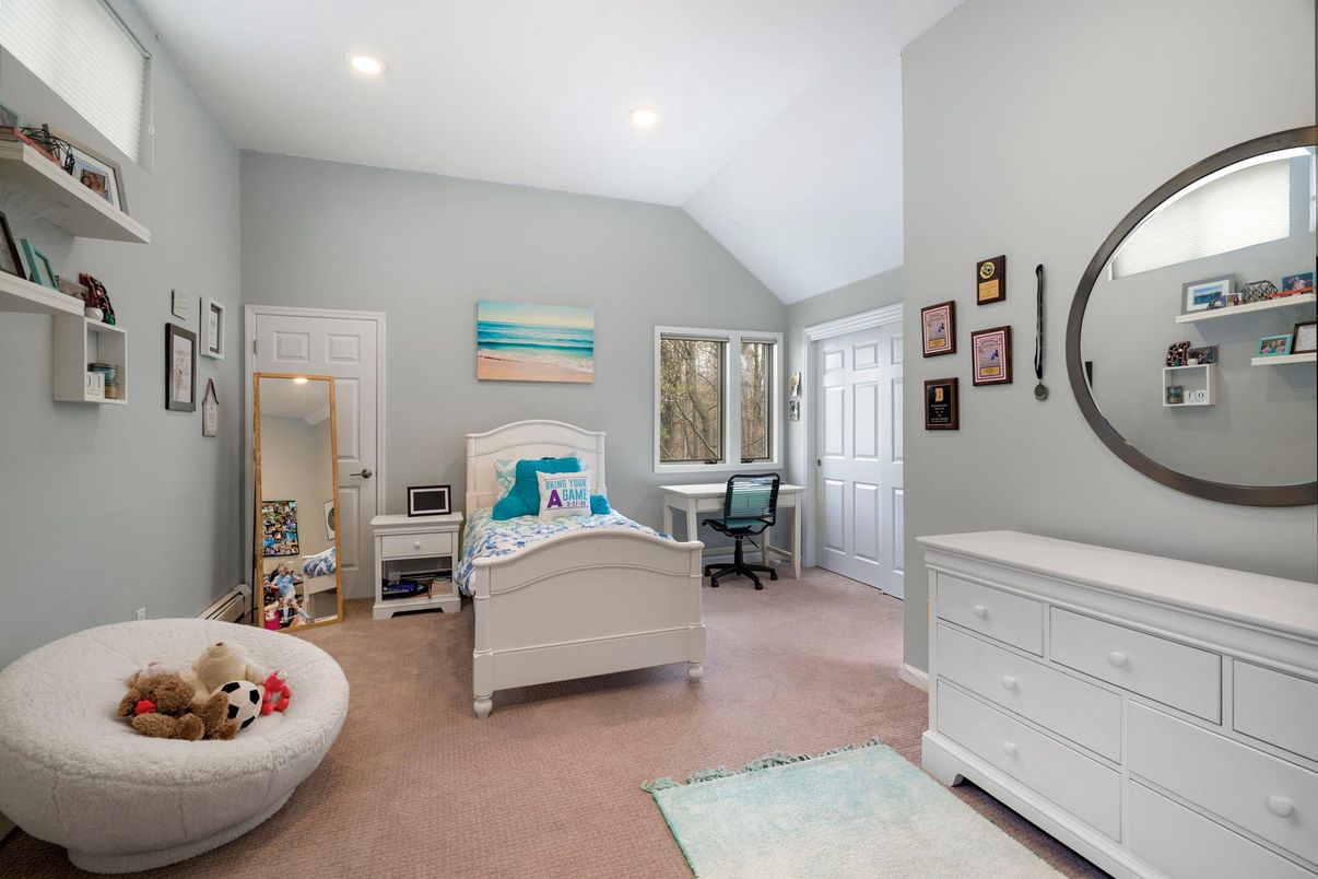 Bedroom, Home Office, Interior, Recessed Lighting
