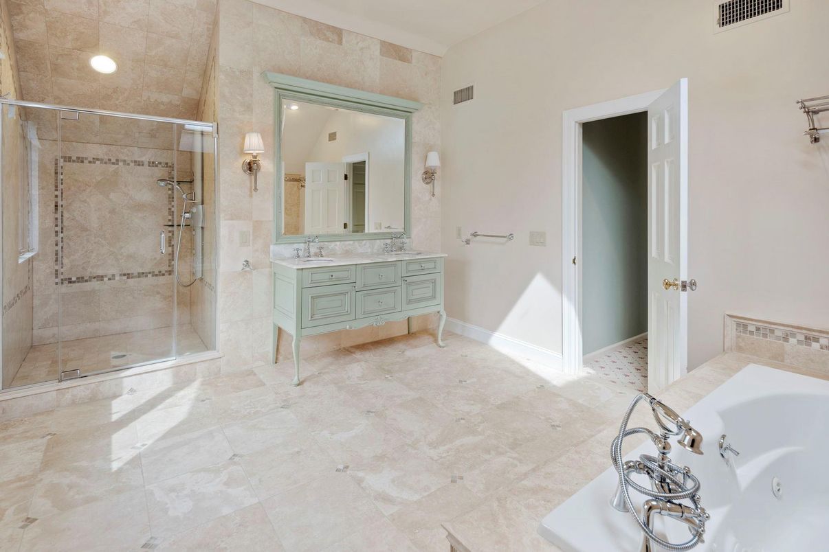 Bathroom, Dual Sink Vanities, Glass Shower, Interior, Recessed Lighting