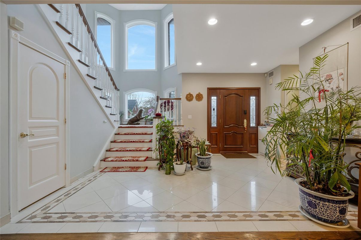 Interior, Recessed Lighting