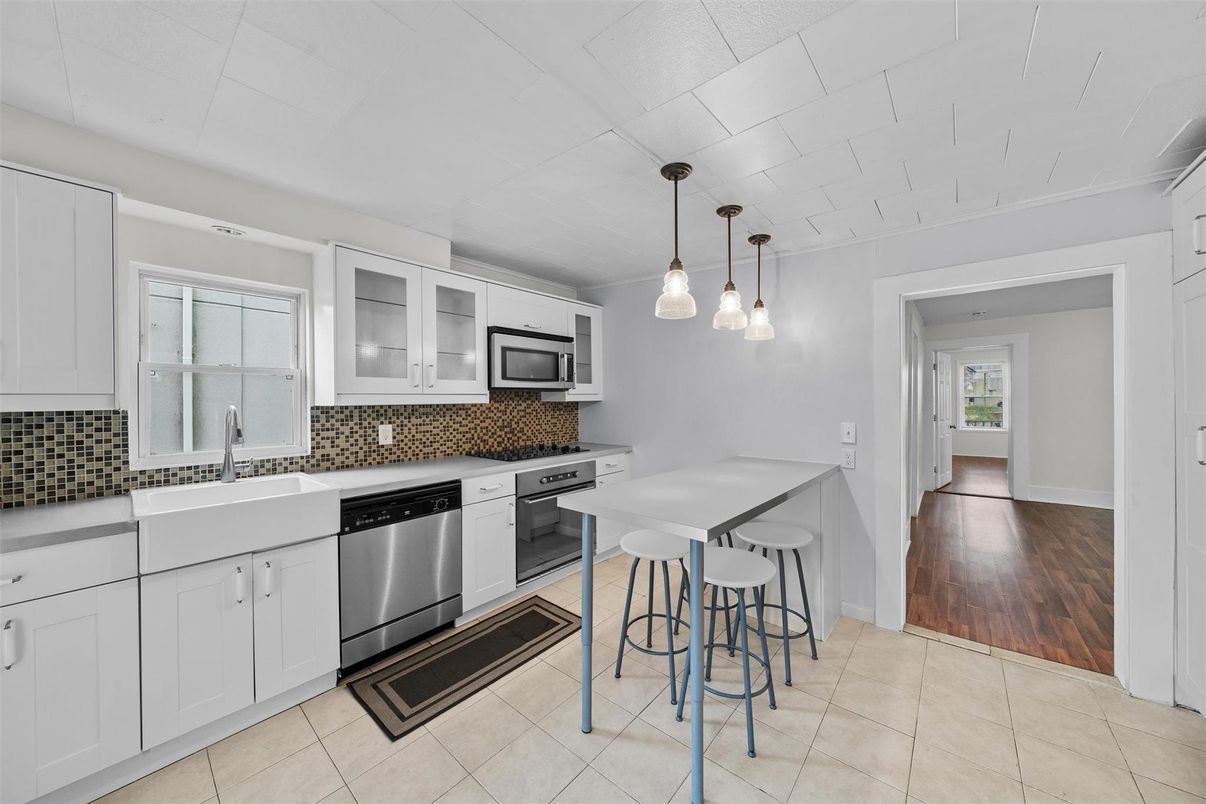 Interior, Kitchen, Pendant Lights, Stainless Steel Appliances, Wood Texture Flooring