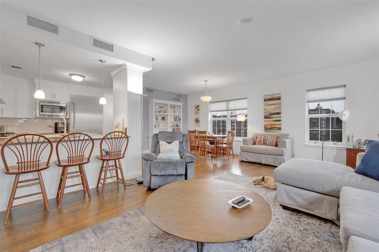 Dining room, Interior, Kitchen, Living room, Pendant Lights, Stainless Steel Appliances, Wood Texture Flooring