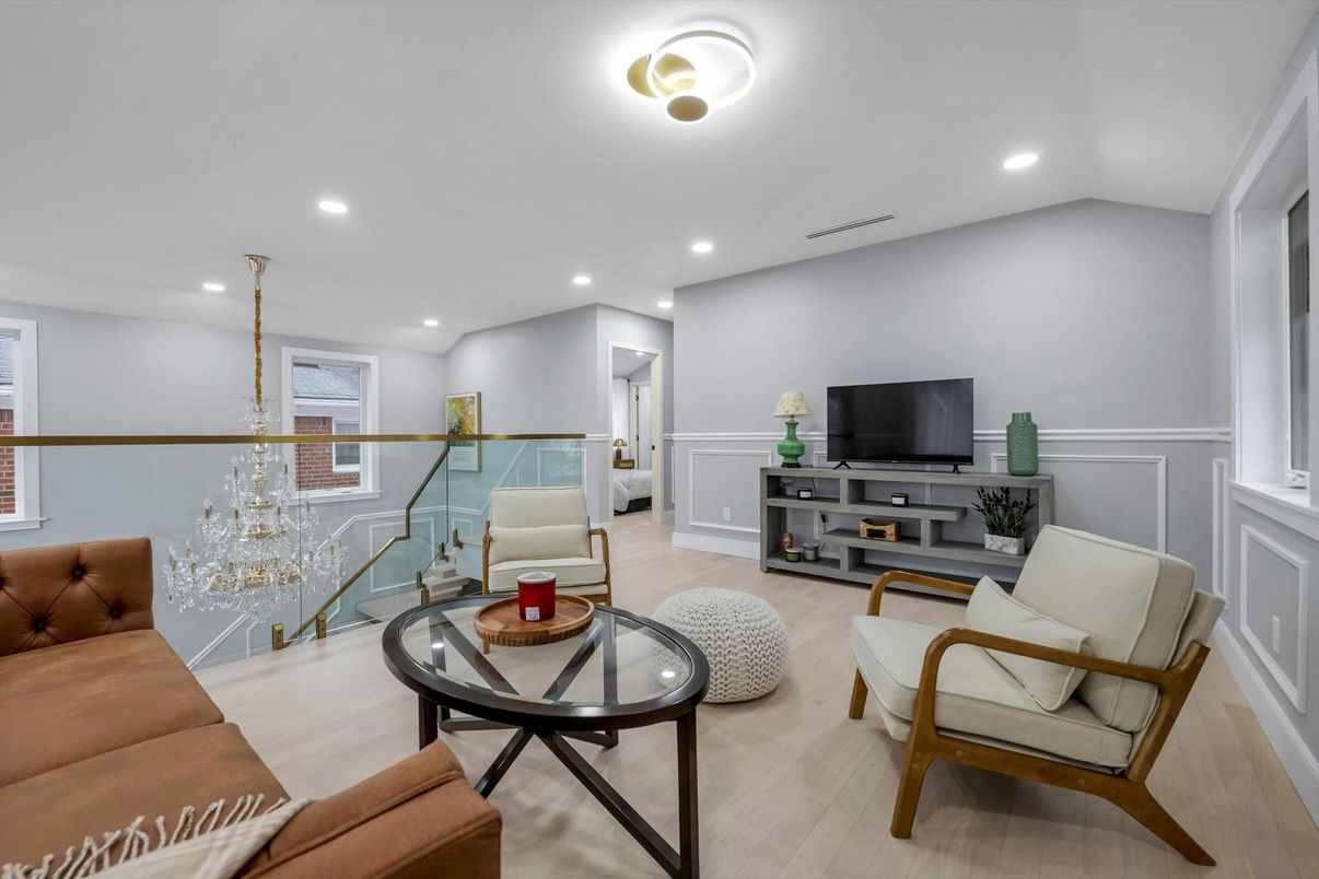 Chandelier, Interior, Living room, Recessed Lighting, Wood Texture Flooring