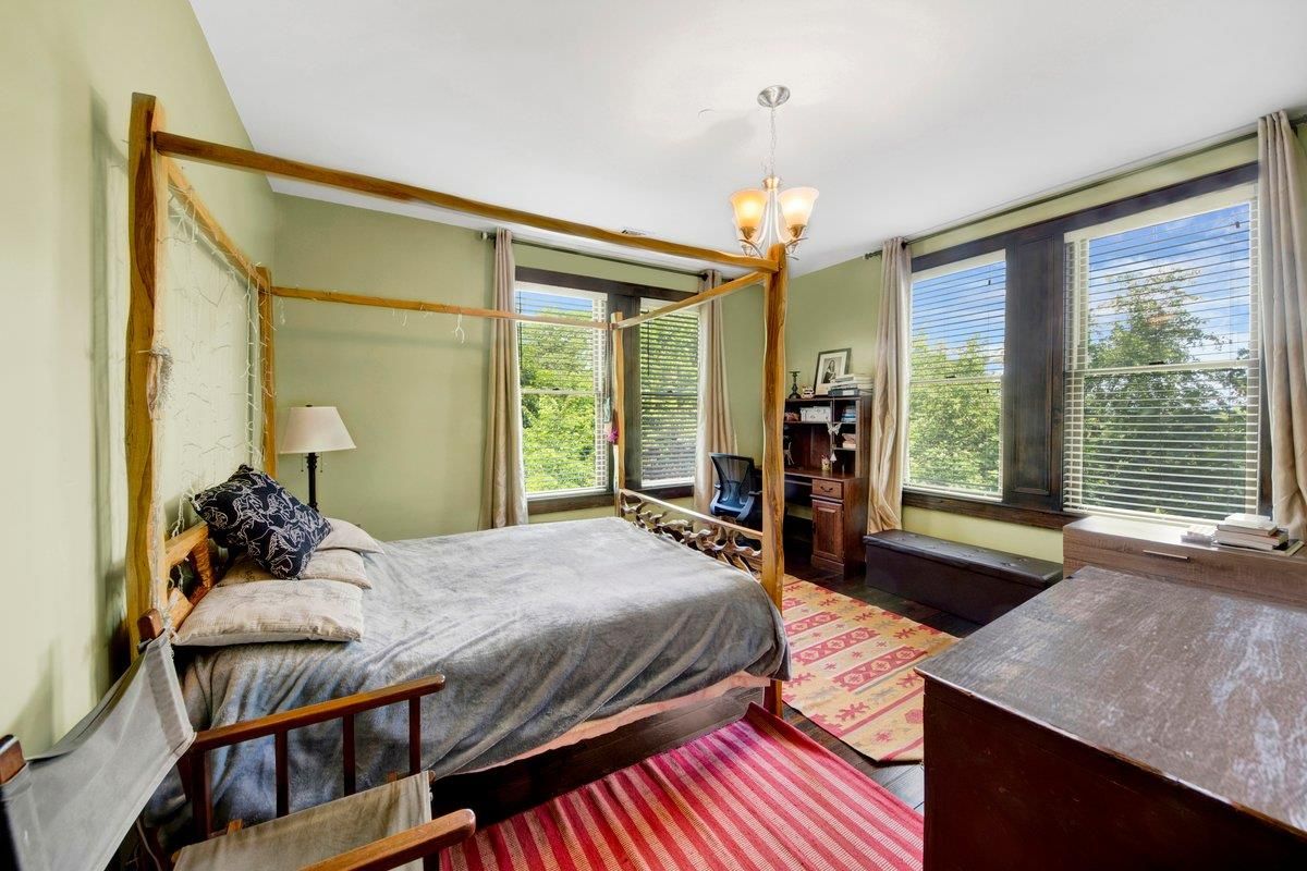 Bedroom, Interior, Pendant Lights