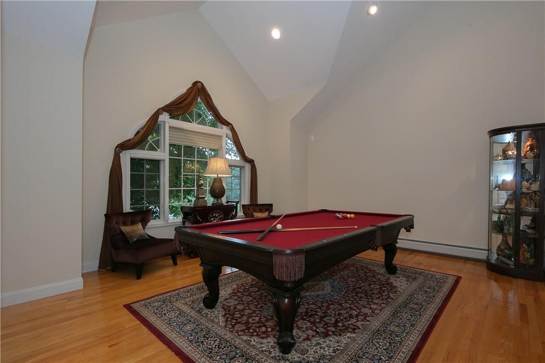 Billiard Table, Game Room, Interior, Recessed Lighting, Wood Texture Flooring