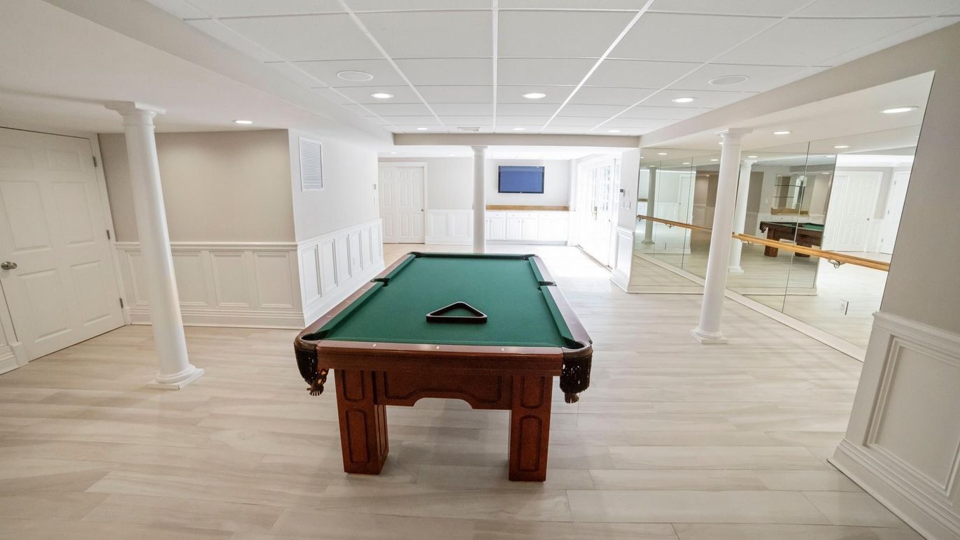 Billiard Table, Game Room, Interior, Recessed Lighting, Wood Texture Flooring