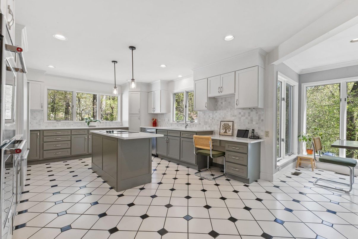Interior, Kitchen, Pendant Lights, Recessed Lighting