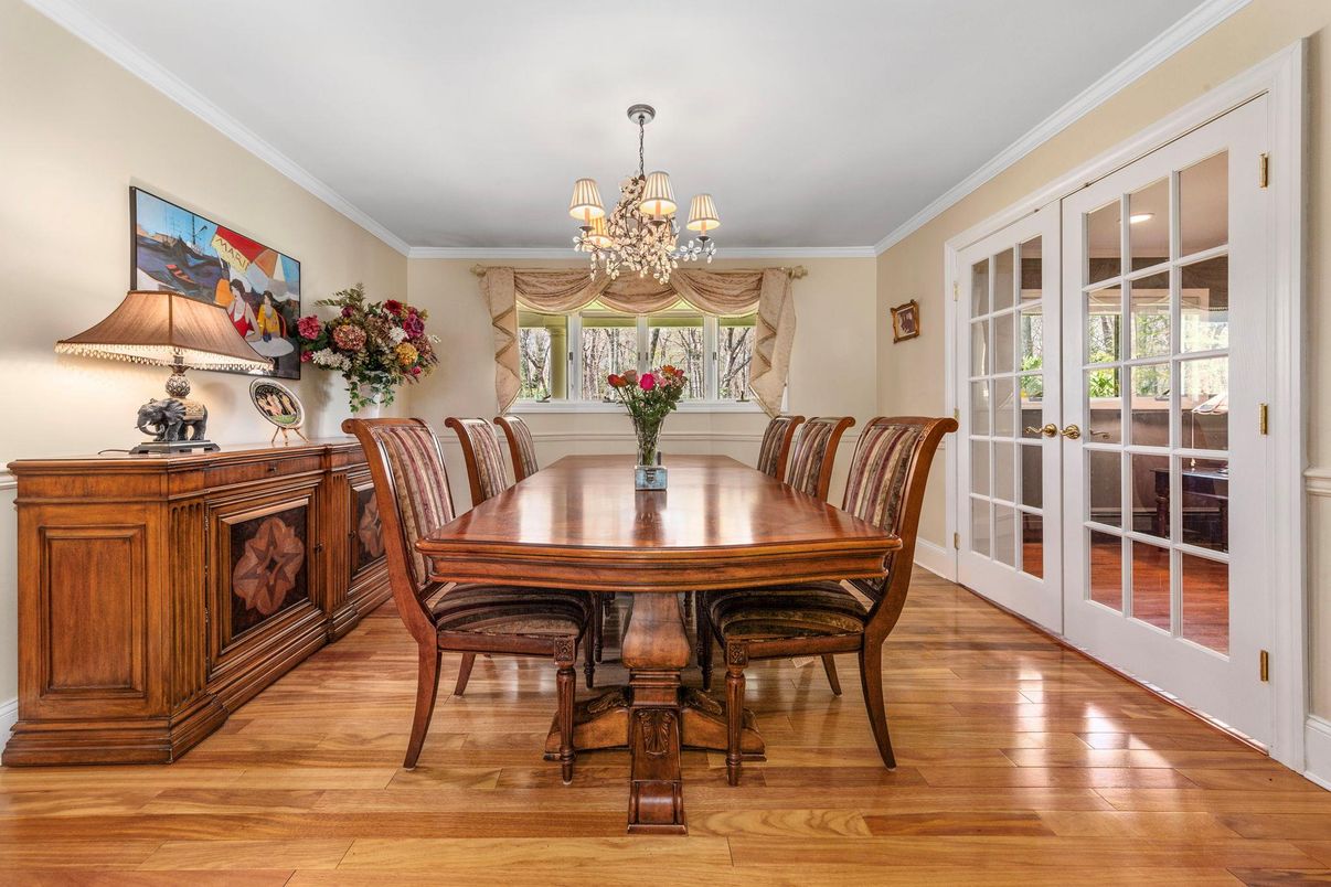 Chandelier, Dining room, Interior, Wood Texture Flooring