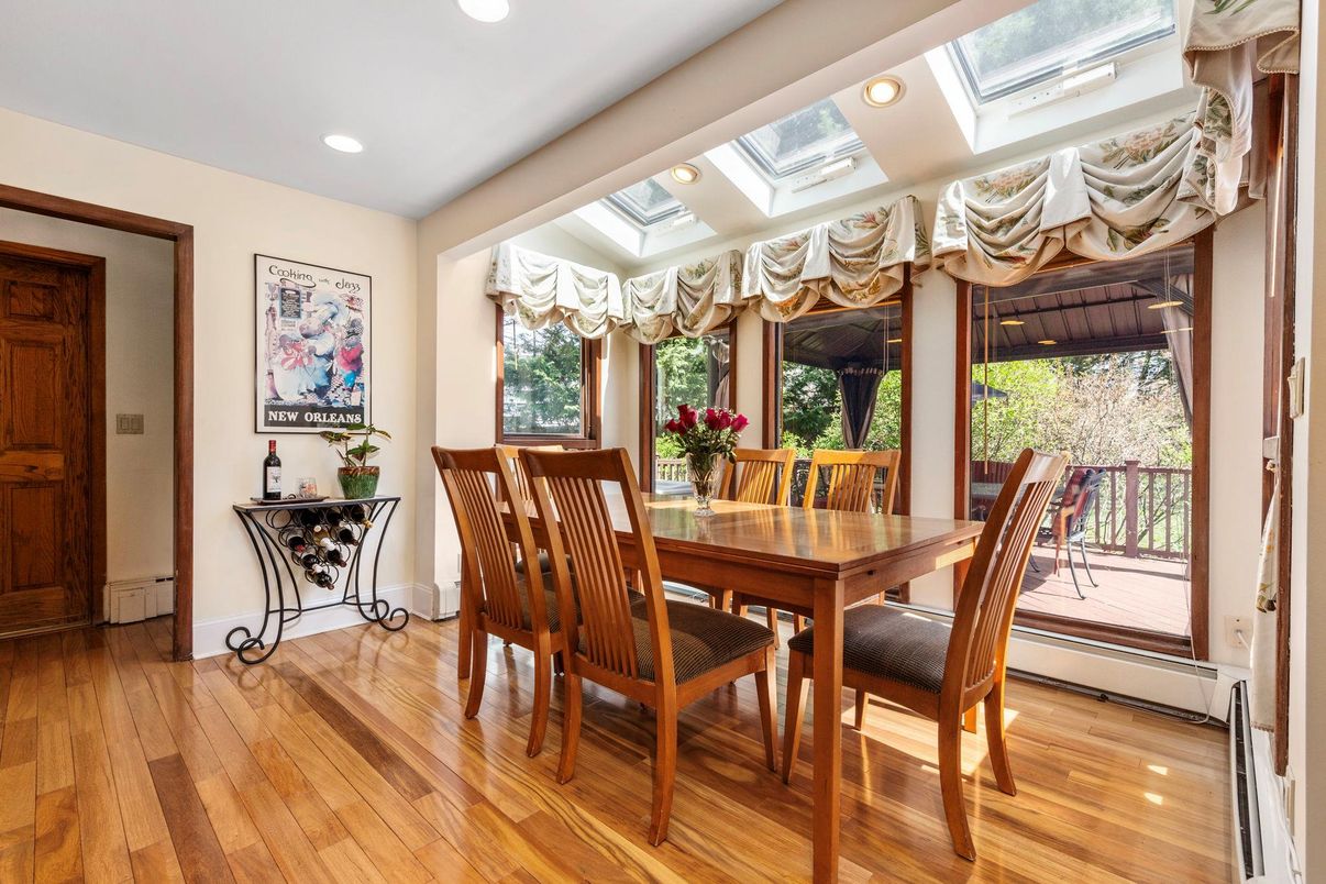Dining room, Interior, Recessed Lighting, Wood Texture Flooring