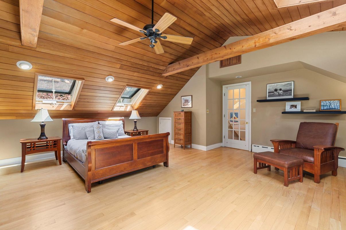 Bedroom, Interior, Wooden Beams, Wooden Ceilings, Wood Texture Flooring