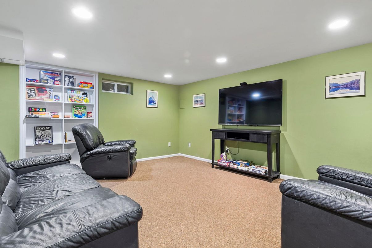 Interior, Recessed Lighting