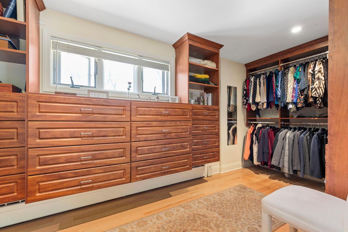 Interior, Recessed Lighting, Walk-in Closets, Wood Texture Flooring