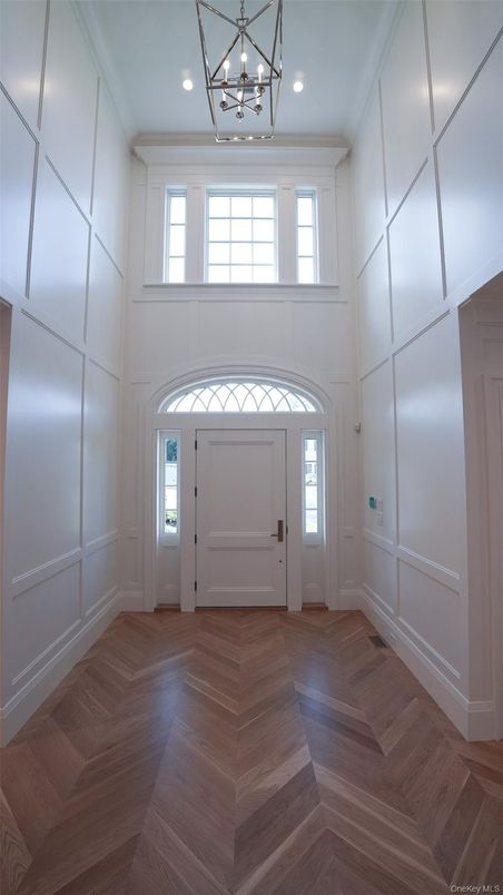 Interior, Pendant Lights, Recessed Lighting, Wood Texture Flooring