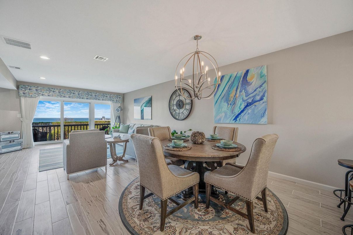 Chandelier, Dining room, Interior, Living room, Recessed Lighting, Water, Wood Texture Flooring