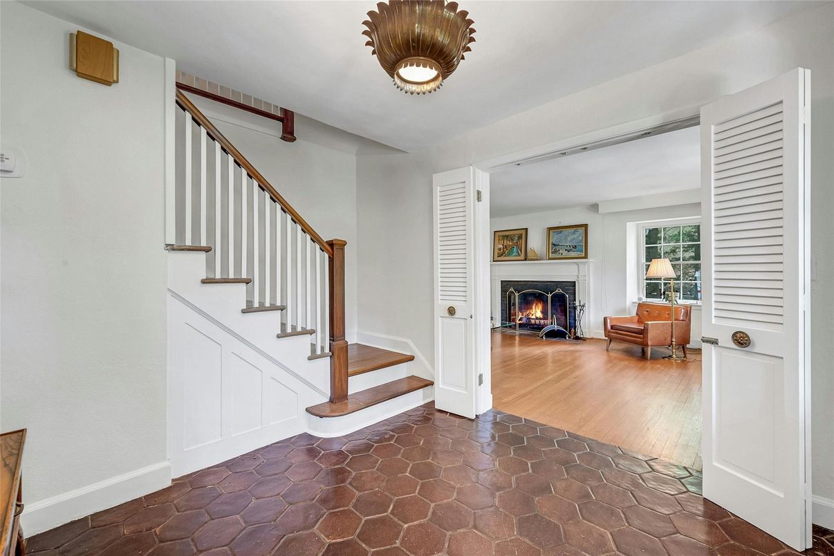 Fireplace, Interior, Wood Texture Flooring
