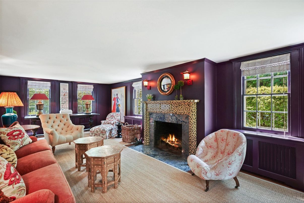 Fireplace, Interior, Living room
