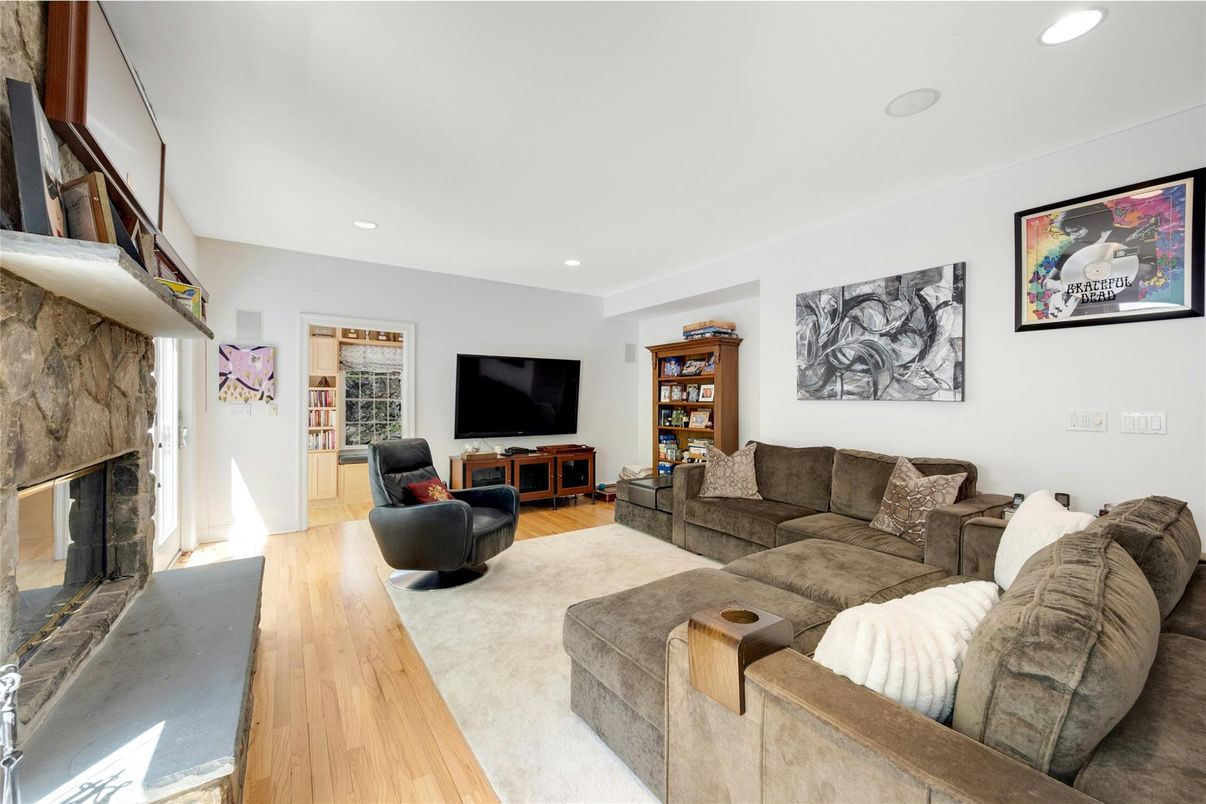 Fireplace, Interior, Living room, Recessed Lighting, Wood Texture Flooring