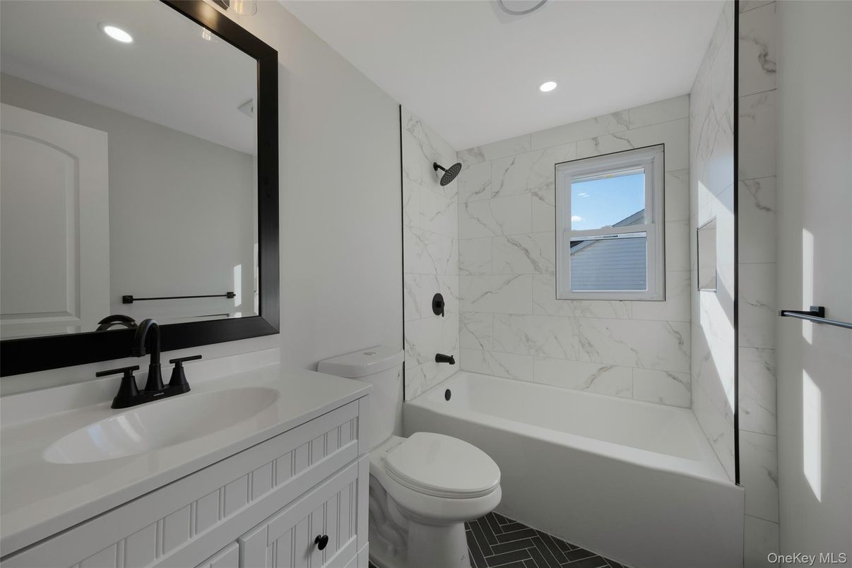 Bathroom, Interior, Marble Walls, Recessed Lighting
