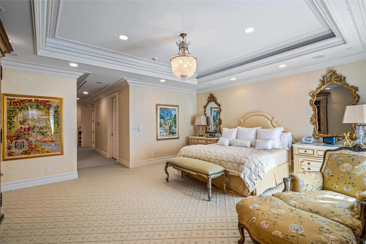 Bedroom, Chandelier, Interior, Recessed Lighting