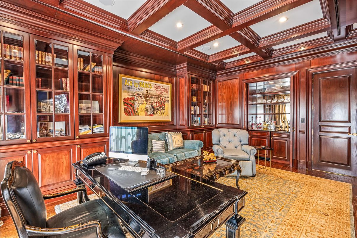 Home Office, Interior, Recessed Lighting, Wooden Beams, Wooden Walls