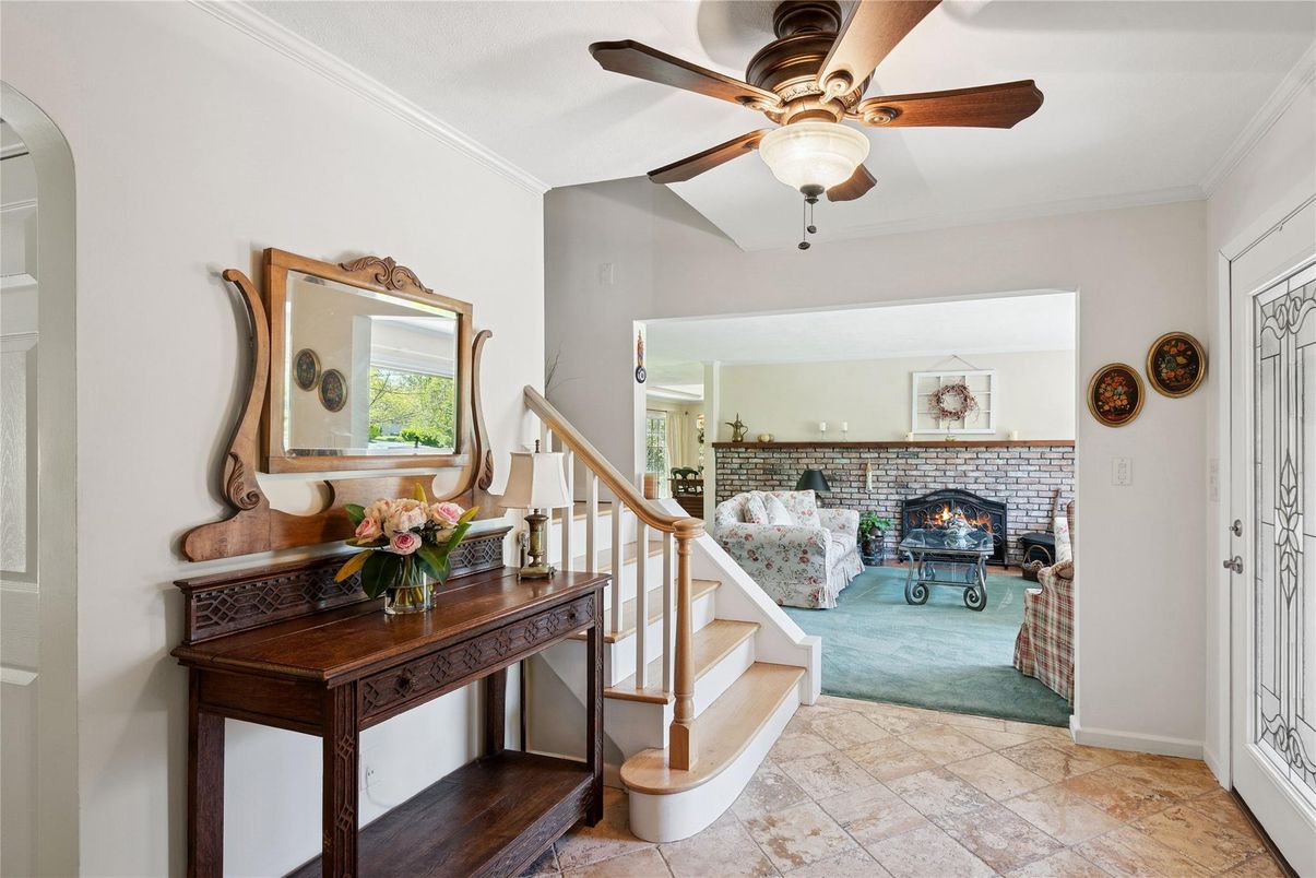 Fireplace, Interior, Living room