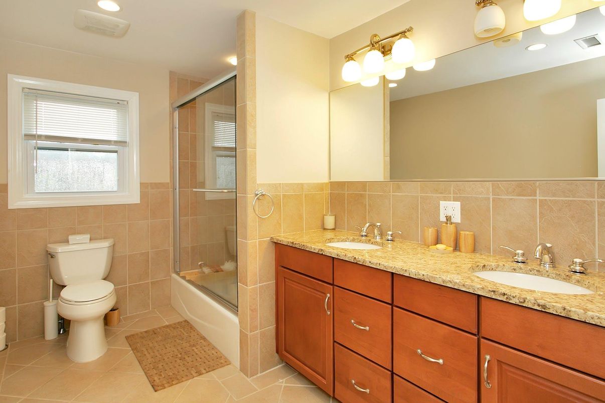 Bathroom, Dual Sink Vanities, Glass Shower, Interior, Recessed Lighting