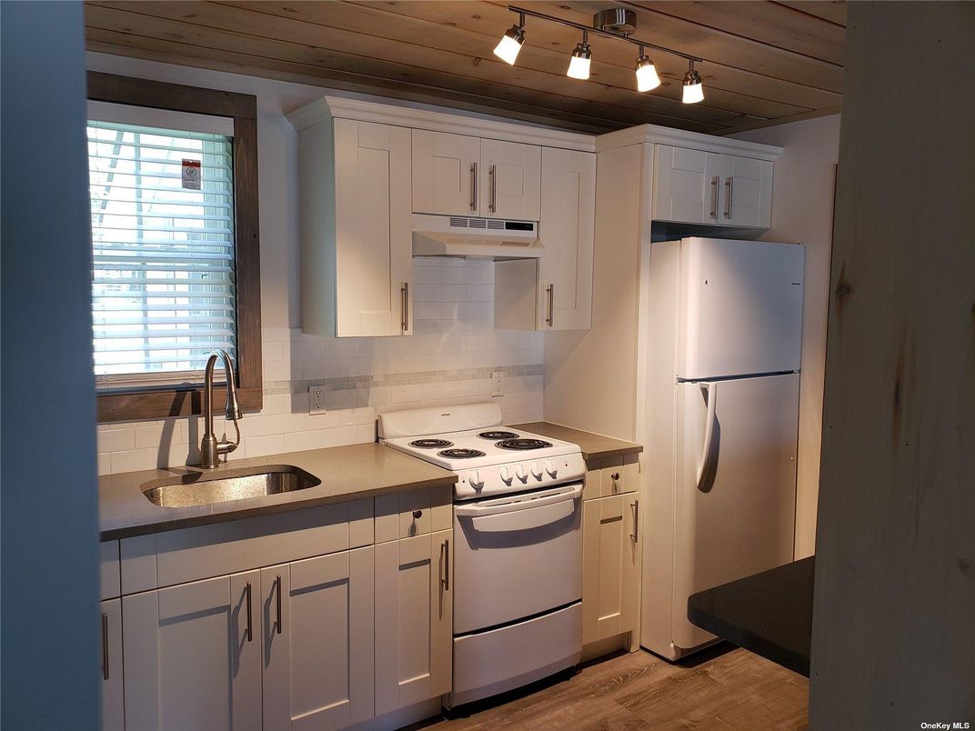 Interior, Kitchen, Wooden Ceilings, Wood Texture Flooring