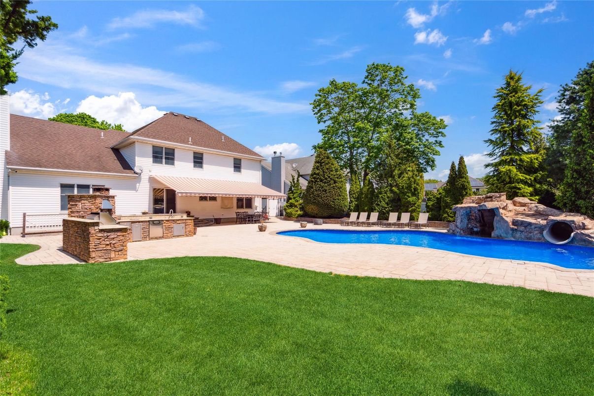 Backyard, Exterior, Pool