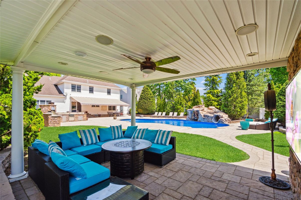 Backyard, Exterior, Pool